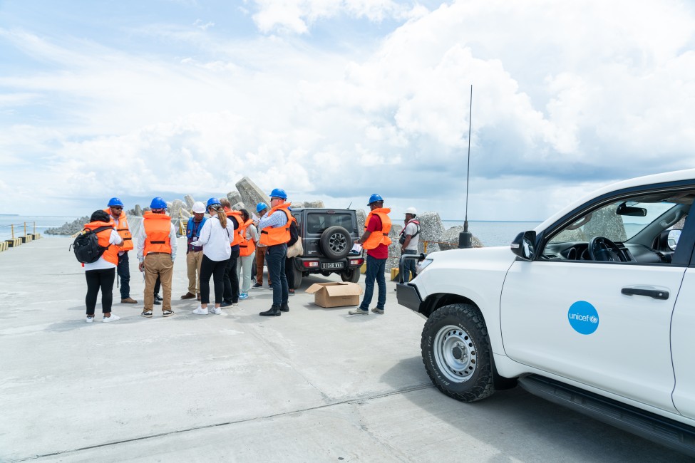 Tamatave port visit with UNICEF and Alliance staff